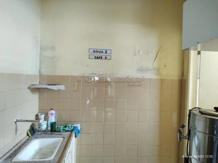 Sala Comercial para alugar, 600m2 em Vila Santana, Itapetininga - SP - imagem 4 Foto 4 de Sala Comercial para alugar, 600m2 em Vila Santana, Itapetininga - SP