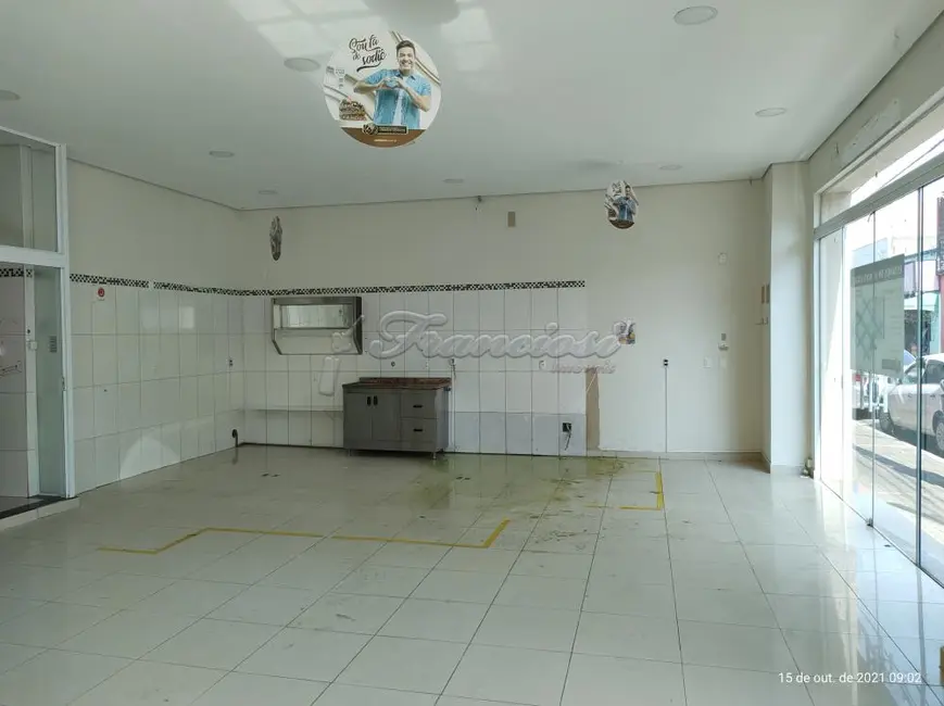 Prédio Inteiro para alugar, 147m2 em Centro, Itapetininga - SP - imagem 3 Foto 3 de Prédio Inteiro para alugar, 147m2 em Centro, Itapetininga - SP