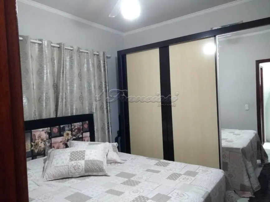 Casa com 2 quartos à venda, 200m2 em Itapetininga - SP - imagem 7 Foto 7 de Casa com 2 quartos à venda, 200m2 em Itapetininga - SP