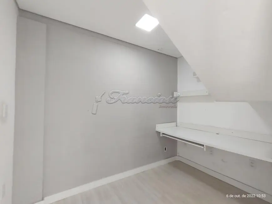 Casa com 3 quartos à venda, 192m2 em Centro, Itapetininga - SP - imagem 6 Foto 6 de Casa com 3 quartos à venda, 192m2 em Centro, Itapetininga - SP