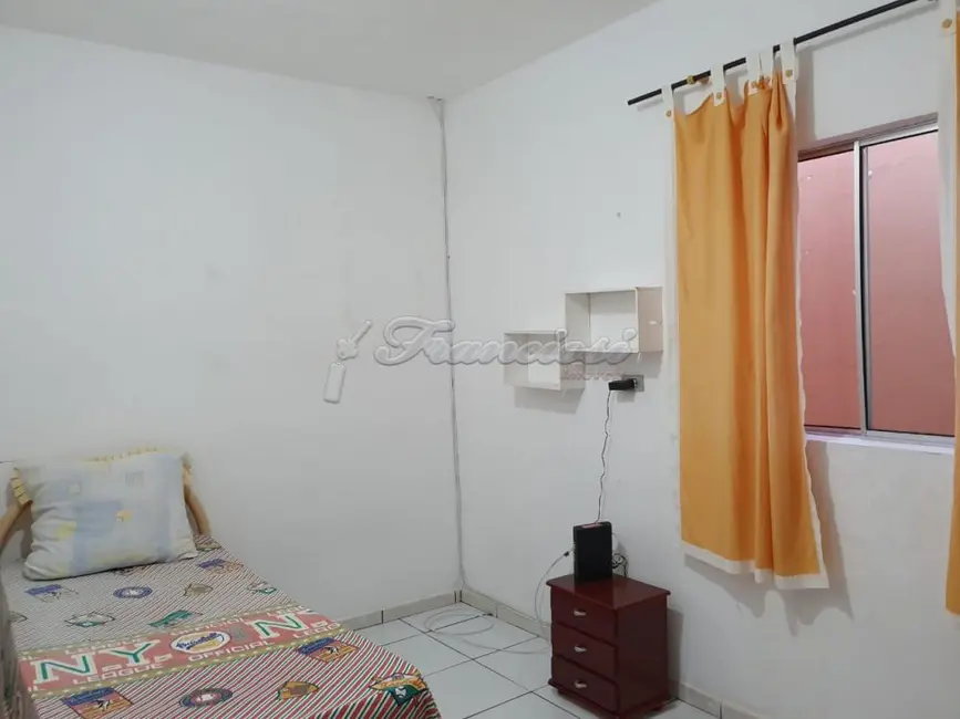 Foto 5 de Casa com 4 quartos à venda, 135m2 em Vila Barth, Itapetininga - SP