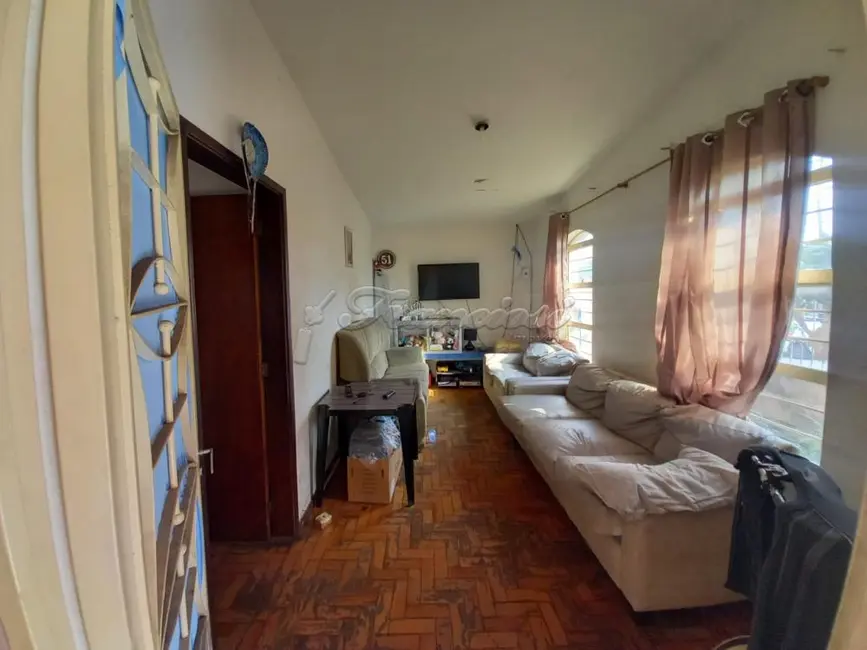 Casa com 5 quartos à venda, 315m2 em Vila Aparecida, Itapetininga - SP - imagem 1 Foto 1 de Casa com 5 quartos à venda, 315m2 em Vila Aparecida, Itapetininga - SP