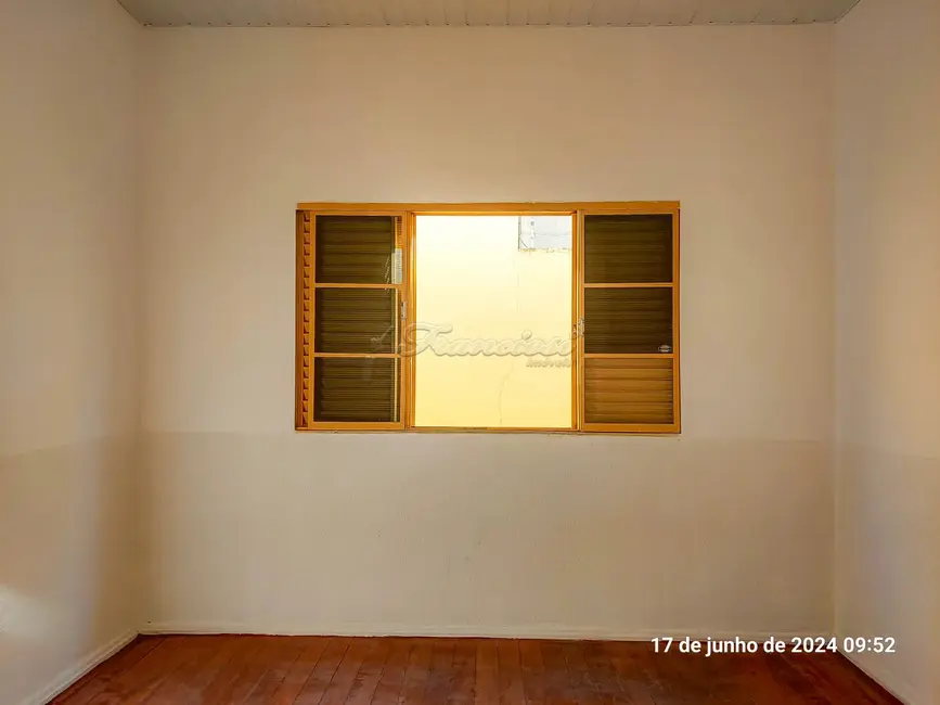 Foto 4 de Casa com 3 quartos para alugar, 146m2 em Centro, Itapetininga - SP