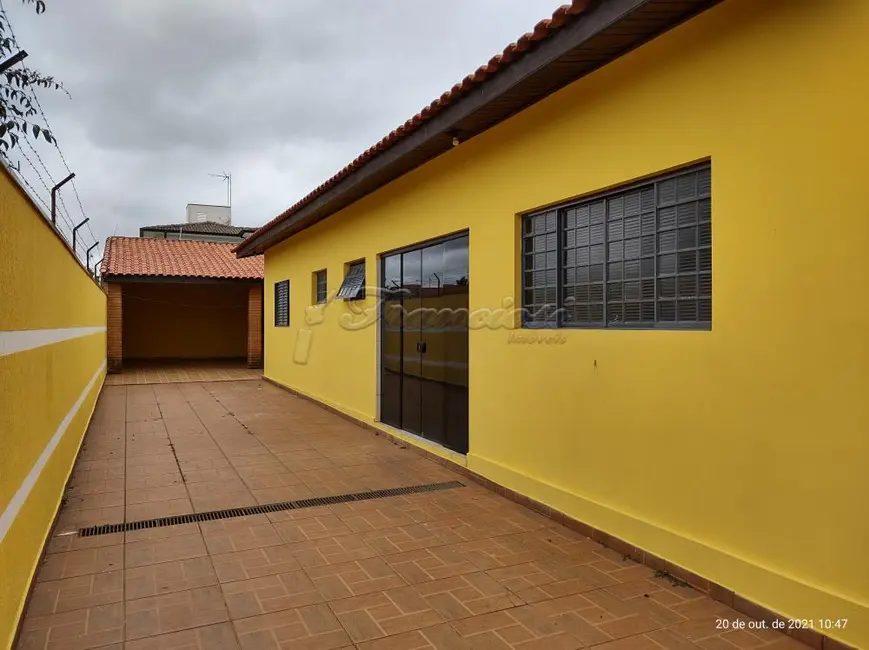 Casa com 3 quartos à venda, 230m2 em Jardim Marabá, Itapetininga - SP - imagem 1 Foto 1 de Casa com 3 quartos à venda, 230m2 em Jardim Marabá, Itapetininga - SP