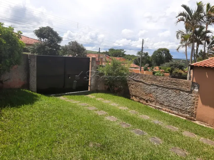 Foto 2 de Chácara com 3 quartos à venda, 1003m2 em Sarapui - SP