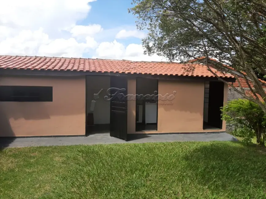 Chácara com 3 quartos à venda, 1003m2 em Sarapui - SP - imagem 7 Foto 7 de Chácara com 3 quartos à venda, 1003m2 em Sarapui - SP