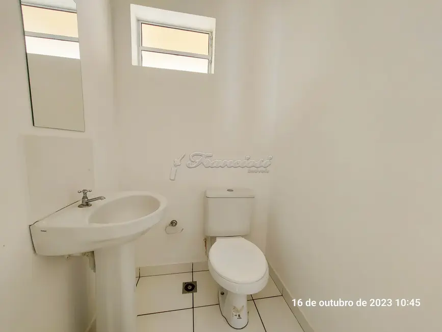 Foto 3 de Casa de Condomínio com 2 quartos para alugar, 48m2 em Jardim Bela Vista, Itapetininga - SP