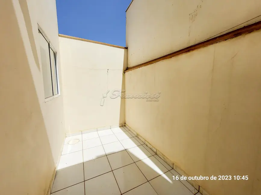 Foto 5 de Casa de Condomínio com 2 quartos para alugar, 48m2 em Jardim Bela Vista, Itapetininga - SP