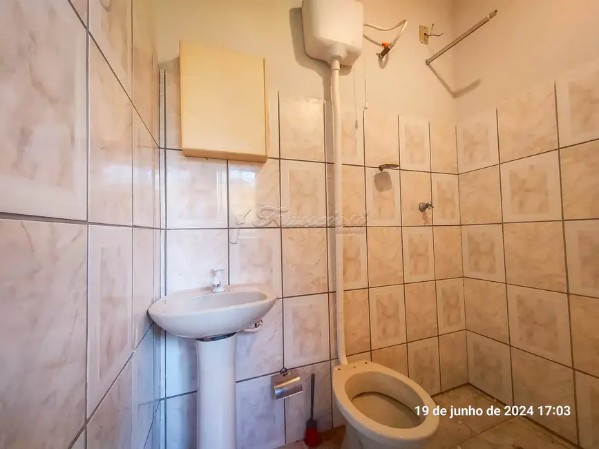Foto 9 de Casa com 2 quartos para alugar, 93m2 em Jardim Fogaça, Itapetininga - SP