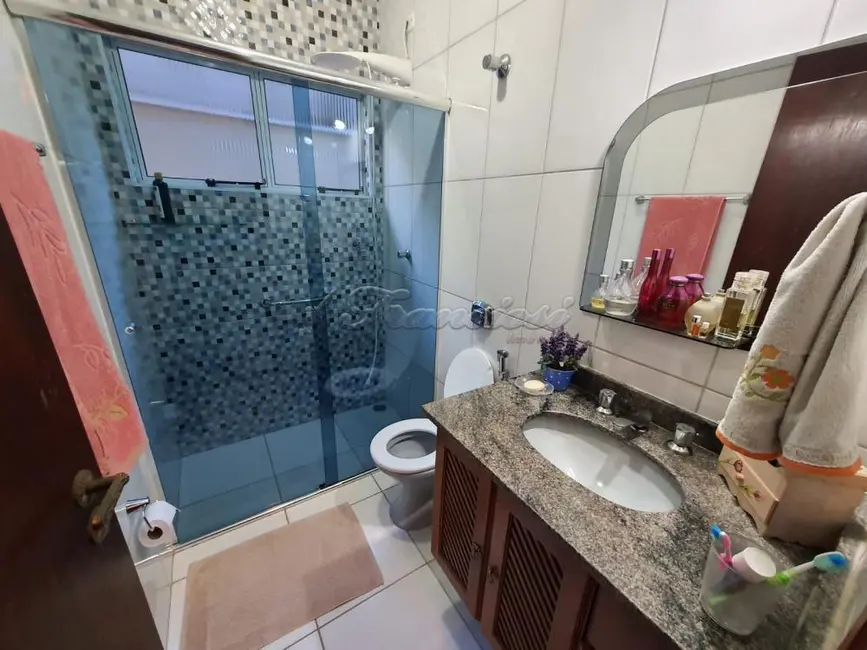 Casa com 4 quartos à venda, 163m2 em Parque Atenas do Sul, Itapetininga - SP - imagem 3 Foto 3 de Casa com 4 quartos à venda, 163m2 em Parque Atenas do Sul, Itapetininga - SP