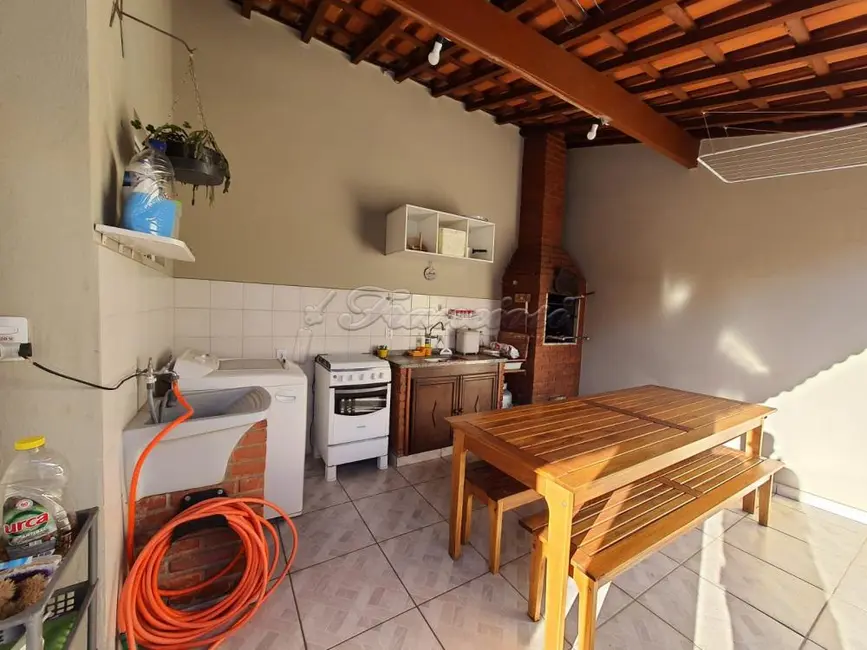 Casa com 4 quartos à venda, 163m2 em Parque Atenas do Sul, Itapetininga - SP - imagem 9 Foto 9 de Casa com 4 quartos à venda, 163m2 em Parque Atenas do Sul, Itapetininga - SP