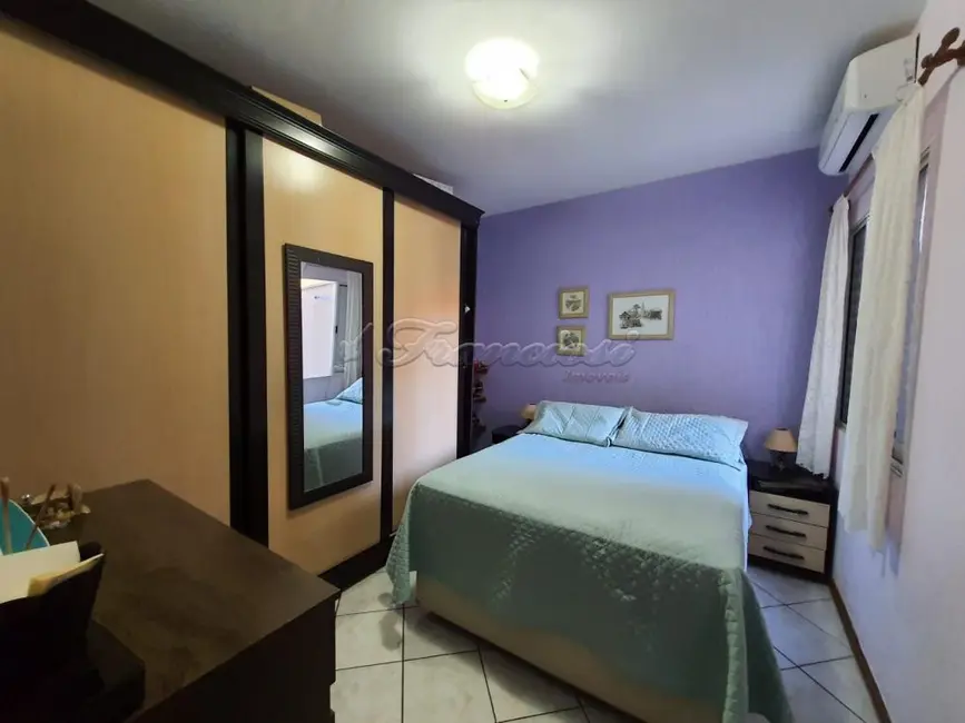 Casa com 4 quartos à venda, 163m2 em Parque Atenas do Sul, Itapetininga - SP - imagem 5 Foto 5 de Casa com 4 quartos à venda, 163m2 em Parque Atenas do Sul, Itapetininga - SP