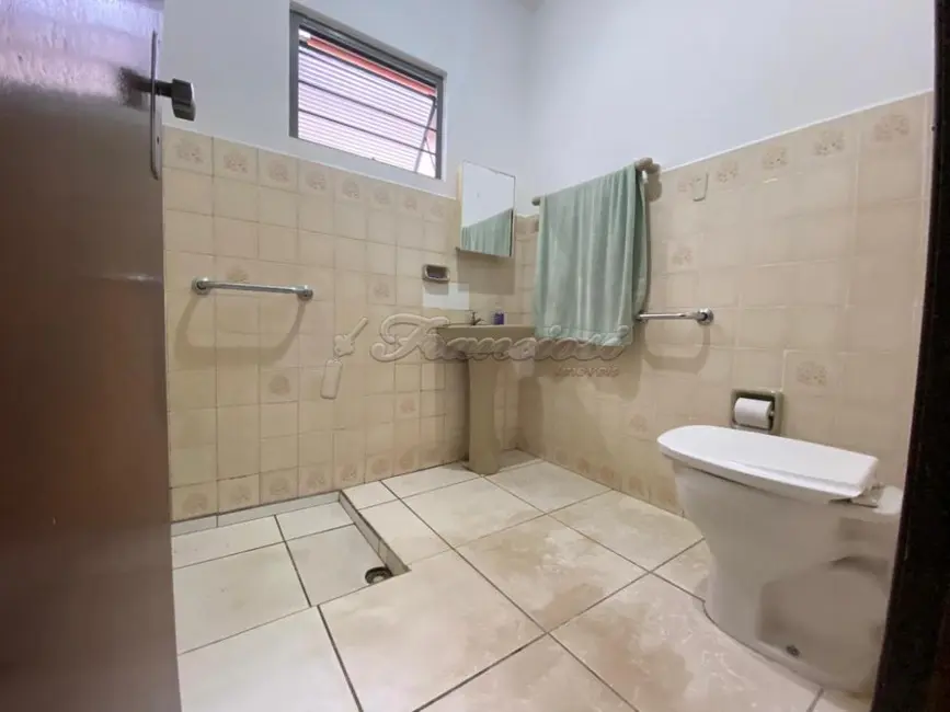 Casa com 3 quartos à venda, 185m2 em Vila Reis, Itapetininga - SP - imagem 7 Foto 7 de Casa com 3 quartos à venda, 185m2 em Vila Reis, Itapetininga - SP