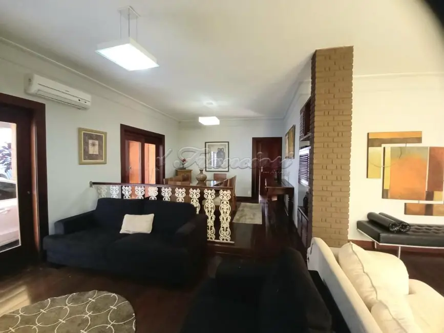 Foto 3 de Casa com 4 quartos à venda, 382m2 em Vila Rosa, Itapetininga - SP