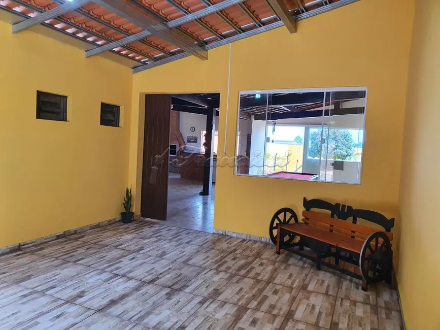 Foto 1 de Chácara com 1 quarto à venda, 160m2 em Chácaras Alvorada, Itapetininga - SP