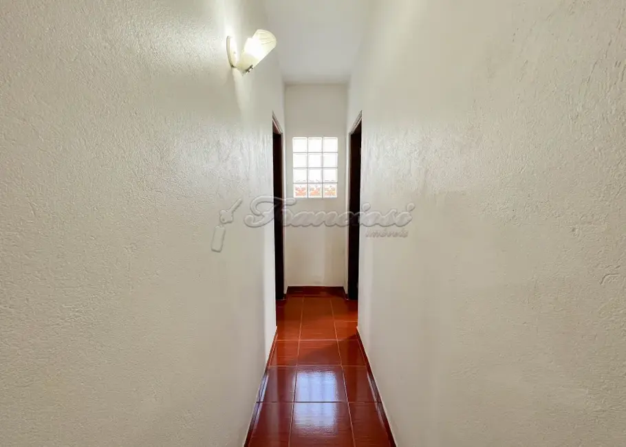 Chácara com 4 quartos à venda, 131m2 em Chapada Grande, Itapetininga - SP - imagem 8 Foto 8 de Chácara com 4 quartos à venda, 131m2 em Chapada Grande, Itapetininga - SP