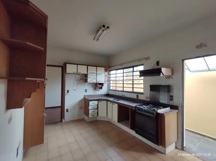 Foto 6 de Casa com 3 quartos à venda, 157m2 em Centro, Itapetininga - SP