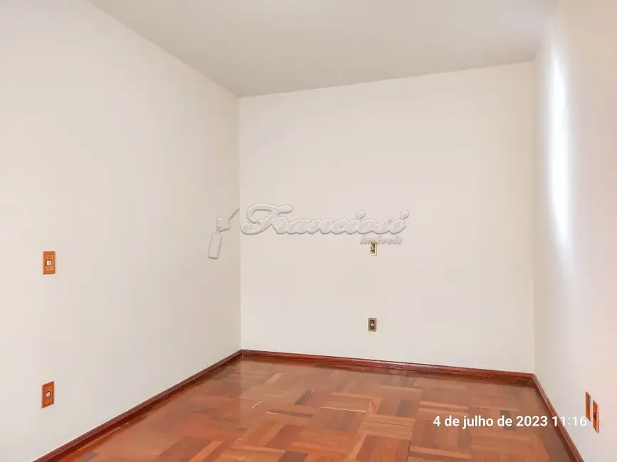 Foto 9 de Casa com 3 quartos à venda, 157m2 em Centro, Itapetininga - SP