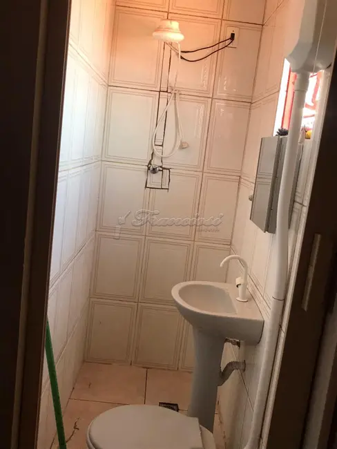 Foto 4 de Casa com 3 quartos à venda, 64m2 em Jardim Monte Santo, Itapetininga - SP