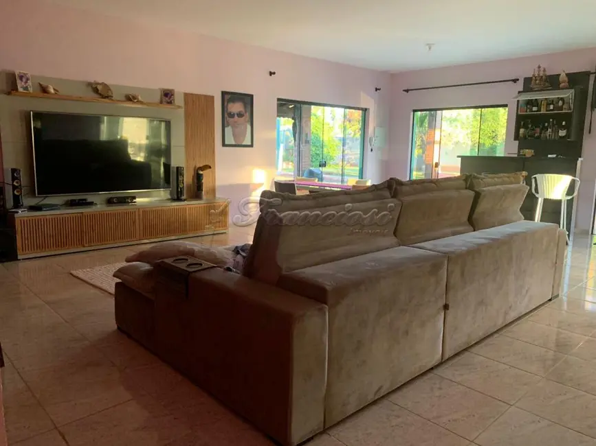 Chácara com 3 quartos à venda, 730m2 em Enxovia, Tatui - SP - imagem 9 Foto 9 de Chácara com 3 quartos à venda, 730m2 em Enxovia, Tatui - SP