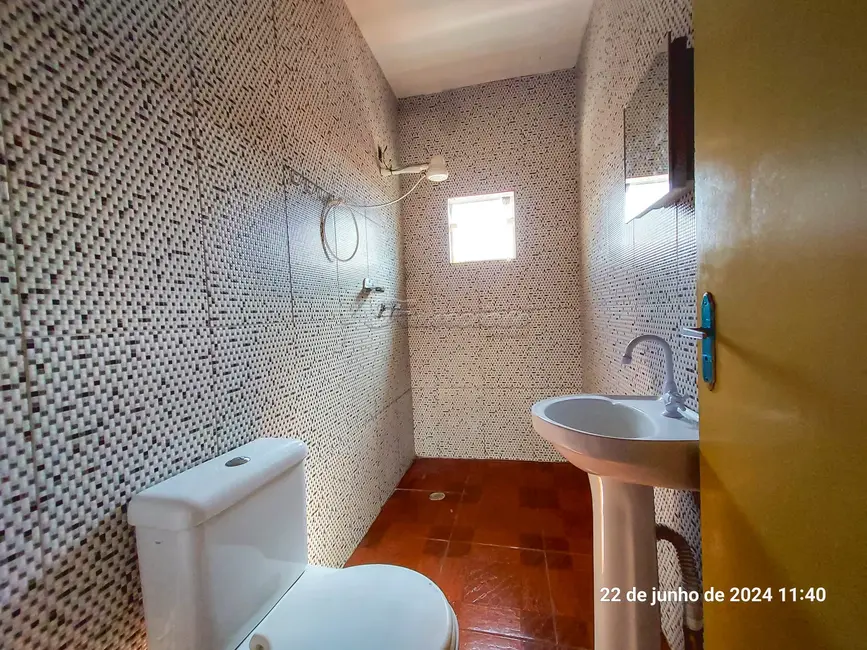 Casa com 3 quartos para alugar, 150m2 em Vila Nastri, Itapetininga - SP - imagem 3 Foto 3 de Casa com 3 quartos para alugar, 150m2 em Vila Nastri, Itapetininga - SP