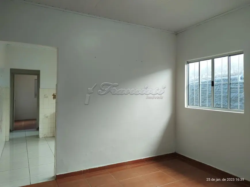 Casa com 3 quartos à venda, 150m2 em Jardim Fogaça, Itapetininga - SP - imagem 4 Foto 4 de Casa com 3 quartos à venda, 150m2 em Jardim Fogaça, Itapetininga - SP