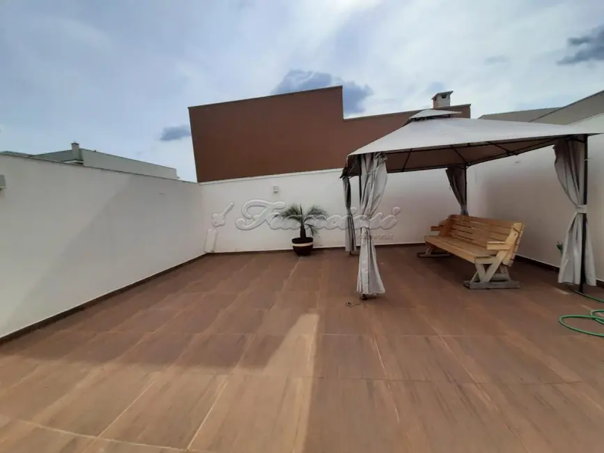 Casa de Condomínio com 2 quartos à venda, 188m2 em Vila Progresso, Itapetininga - SP - imagem 9 Foto 9 de Casa de Condomínio com 2 quartos à venda, 188m2 em Vila Progresso, Itapetininga - SP