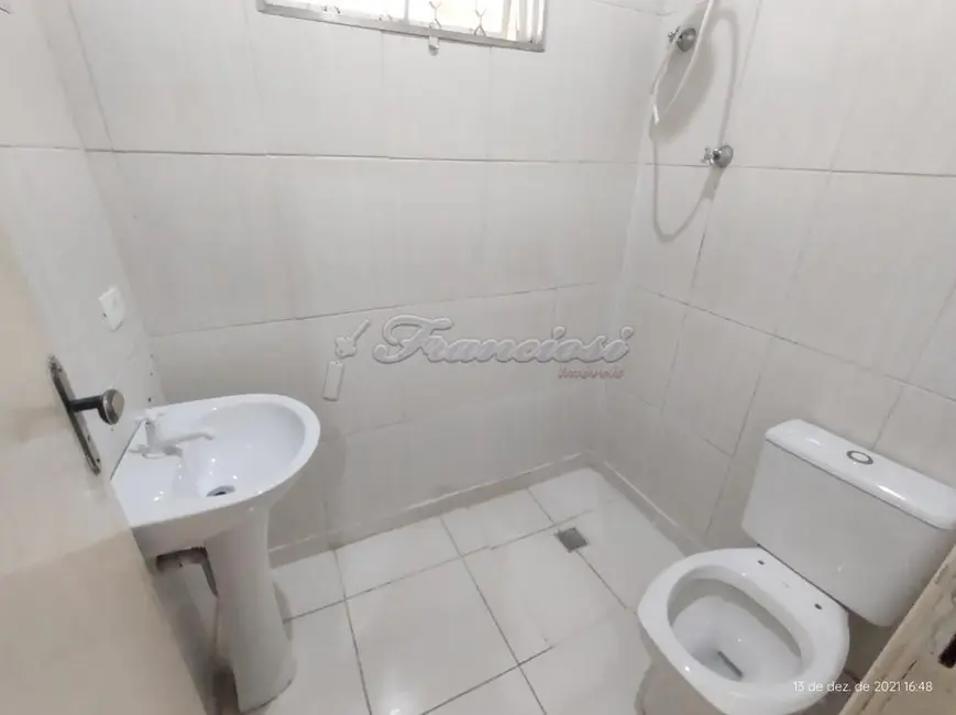 Casa com 2 quartos para alugar, 56m2 em Centro, Itapetininga - SP - imagem 7 Foto 7 de Casa com 2 quartos para alugar, 56m2 em Centro, Itapetininga - SP