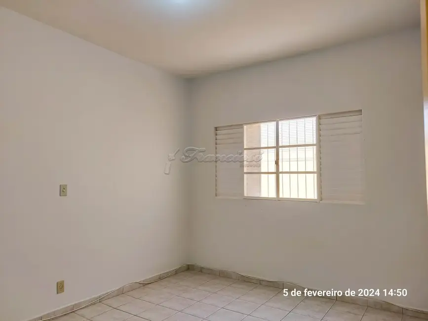 Casa com 3 quartos para alugar, 169m2 em Vila Rosa, Itapetininga - SP - imagem 4 Foto 4 de Casa com 3 quartos para alugar, 169m2 em Vila Rosa, Itapetininga - SP