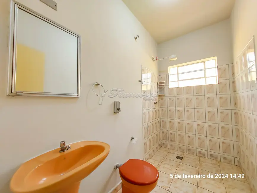 Casa com 3 quartos para alugar, 169m2 em Vila Rosa, Itapetininga - SP - imagem 3 Foto 3 de Casa com 3 quartos para alugar, 169m2 em Vila Rosa, Itapetininga - SP