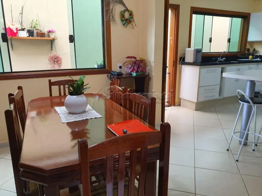 Casa com 3 quartos à venda, 310m2 em Jardim Brasil, Itapetininga - SP - imagem 6 Foto 6 de Casa com 3 quartos à venda, 310m2 em Jardim Brasil, Itapetininga - SP