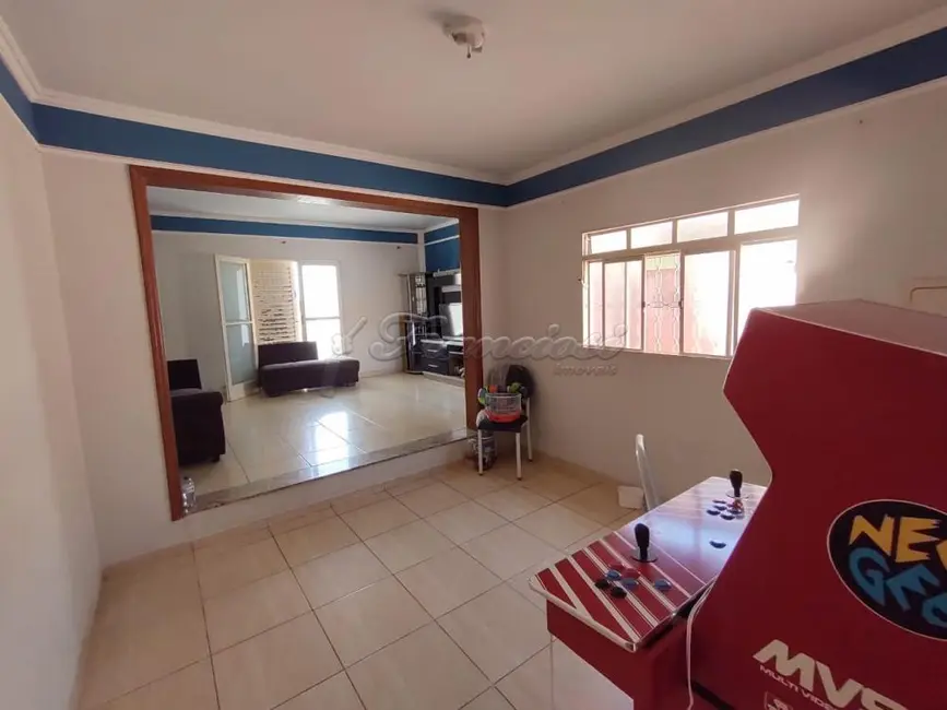 Foto 3 de Casa com 2 quartos à venda, 150m2 em Vila Piedade, Itapetininga - SP