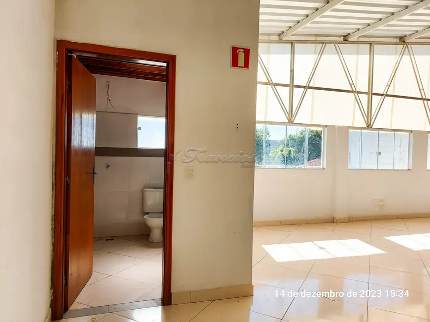 Sala Comercial para alugar, 550m2 em Vila Progresso, Itapetininga - SP - imagem 5 Foto 5 de Sala Comercial para alugar, 550m2 em Vila Progresso, Itapetininga - SP