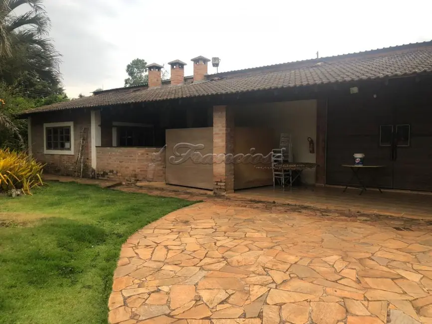 Prédio Inteiro para alugar, 4600m2 em Retiro Santana, Itapetininga - SP - imagem 5 Foto 5 de Prédio Inteiro para alugar, 4600m2 em Retiro Santana, Itapetininga - SP