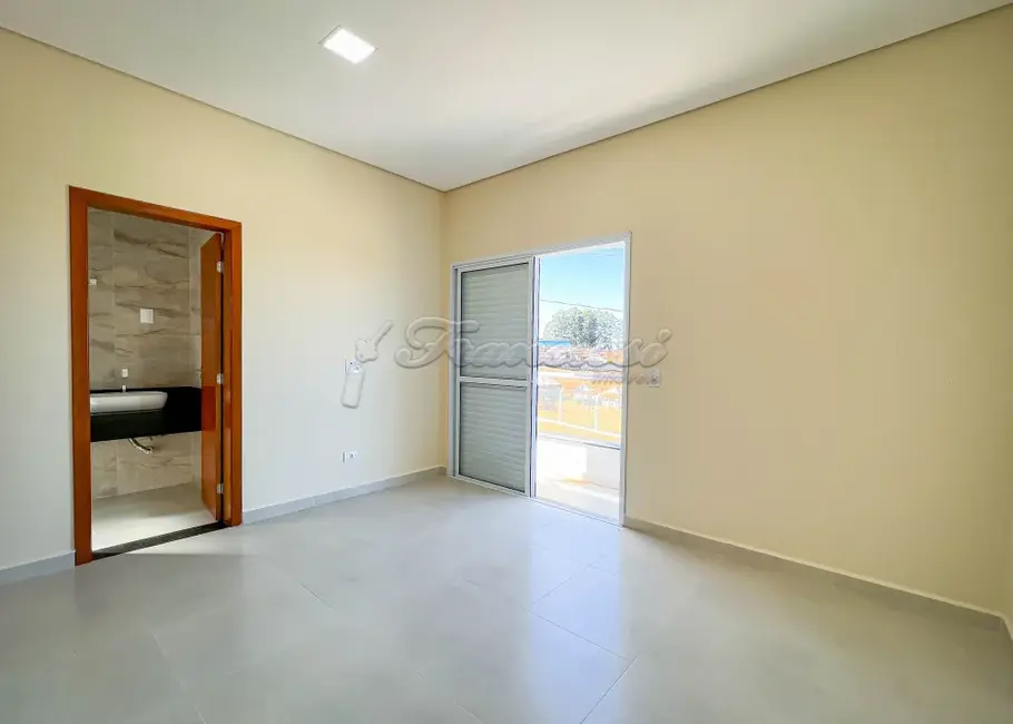 Casa de Condomínio com 3 quartos à venda, 165m2 em Jardim Marabá, Itapetininga - SP - imagem 9 Foto 9 de Casa de Condomínio com 3 quartos à venda, 165m2 em Jardim Marabá, Itapetininga - SP