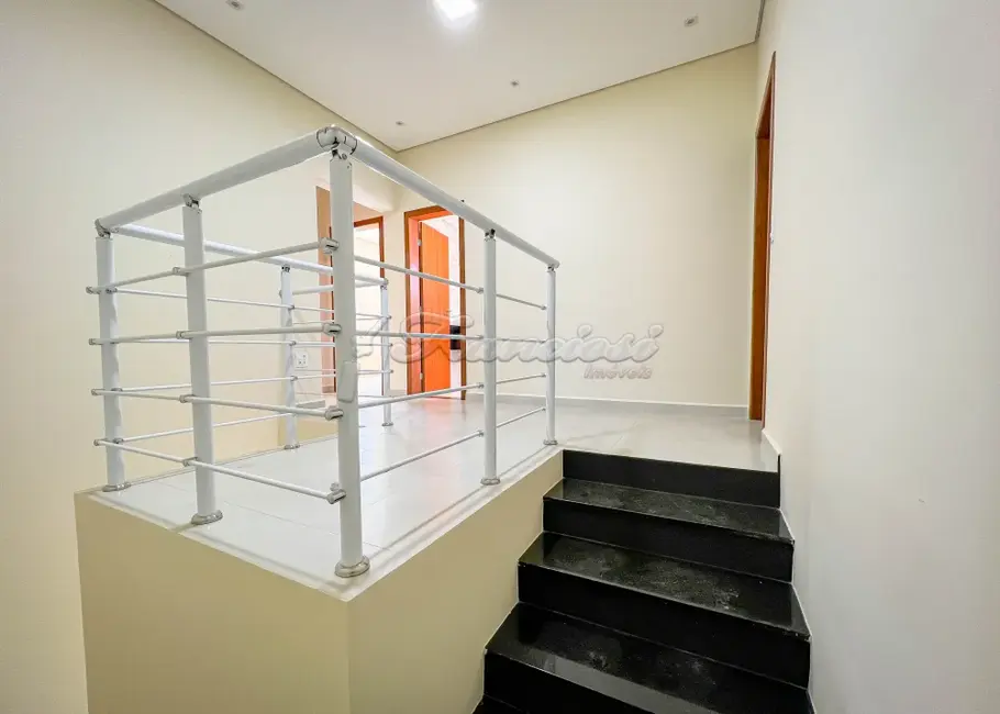 Casa de Condomínio com 3 quartos à venda, 165m2 em Jardim Marabá, Itapetininga - SP - imagem 7 Foto 7 de Casa de Condomínio com 3 quartos à venda, 165m2 em Jardim Marabá, Itapetininga - SP