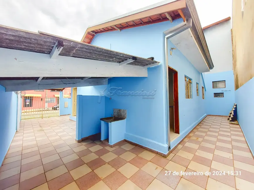 Casa com 2 quartos para alugar, 77m2 em Vila Aparecida, Itapetininga - SP - imagem 9 Foto 9 de Casa com 2 quartos para alugar, 77m2 em Vila Aparecida, Itapetininga - SP