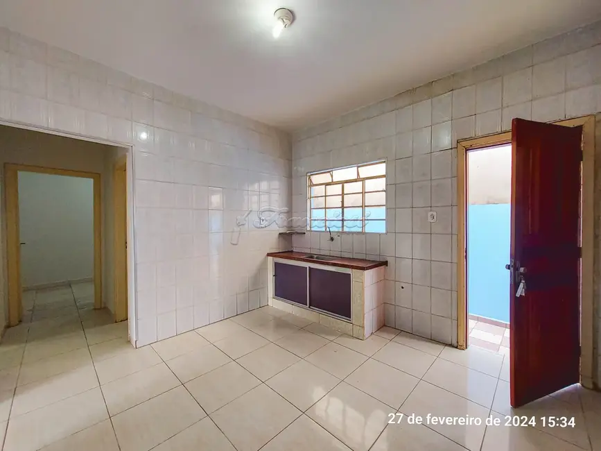 Casa com 2 quartos para alugar, 77m2 em Vila Aparecida, Itapetininga - SP - imagem 5 Foto 5 de Casa com 2 quartos para alugar, 77m2 em Vila Aparecida, Itapetininga - SP