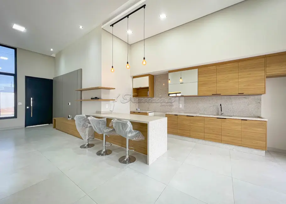 Casa de Condomínio com 3 quartos à venda, 293m2 em Terras de Santo Antônio, Itapetininga - SP - imagem 4 Foto 4 de Casa de Condomínio com 3 quartos à venda, 293m2 em Terras de Santo Antônio, Itapetininga - SP