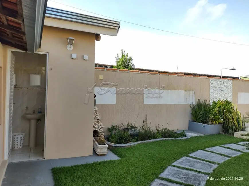 Casa com 4 quartos à venda, 317m2 em Jardim Fogaça, Itapetininga - SP - imagem 3 Foto 3 de Casa com 4 quartos à venda, 317m2 em Jardim Fogaça, Itapetininga - SP