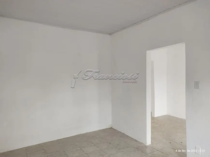 Casa com 1 quarto para alugar, 51m2 em Vila Santa Isabel, Itapetininga - SP - imagem 4 Foto 4 de Casa com 1 quarto para alugar, 51m2 em Vila Santa Isabel, Itapetininga - SP
