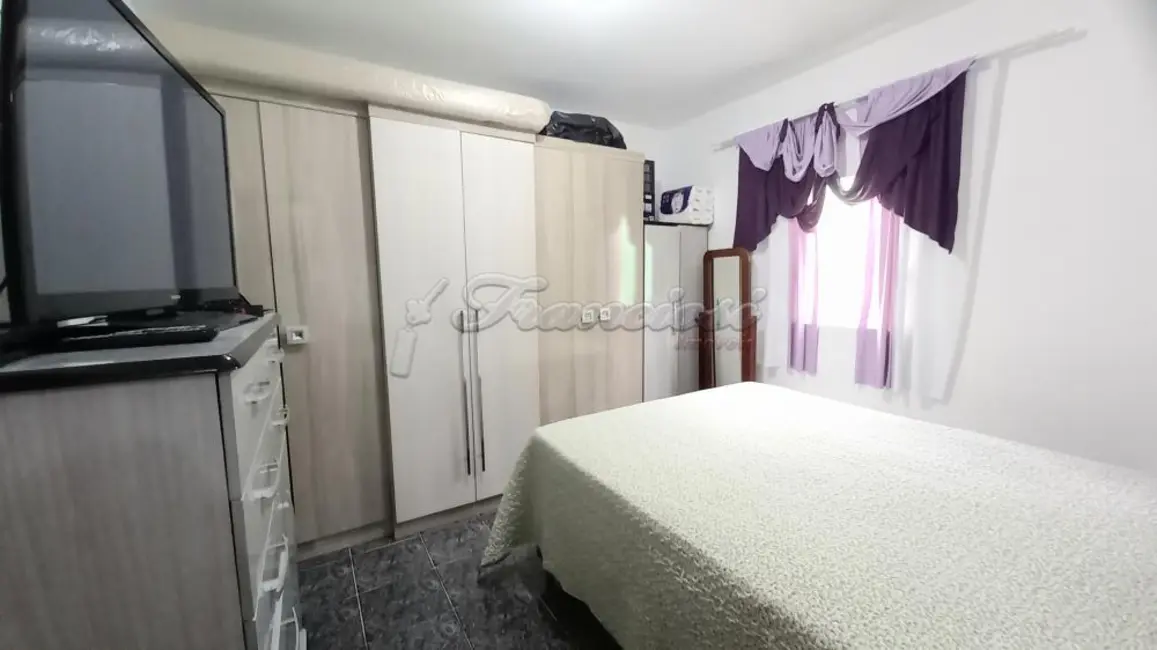Casa com 2 quartos à venda, 150m2 em Jardim Brasil, Itapetininga - SP - imagem 6 Foto 6 de Casa com 2 quartos à venda, 150m2 em Jardim Brasil, Itapetininga - SP