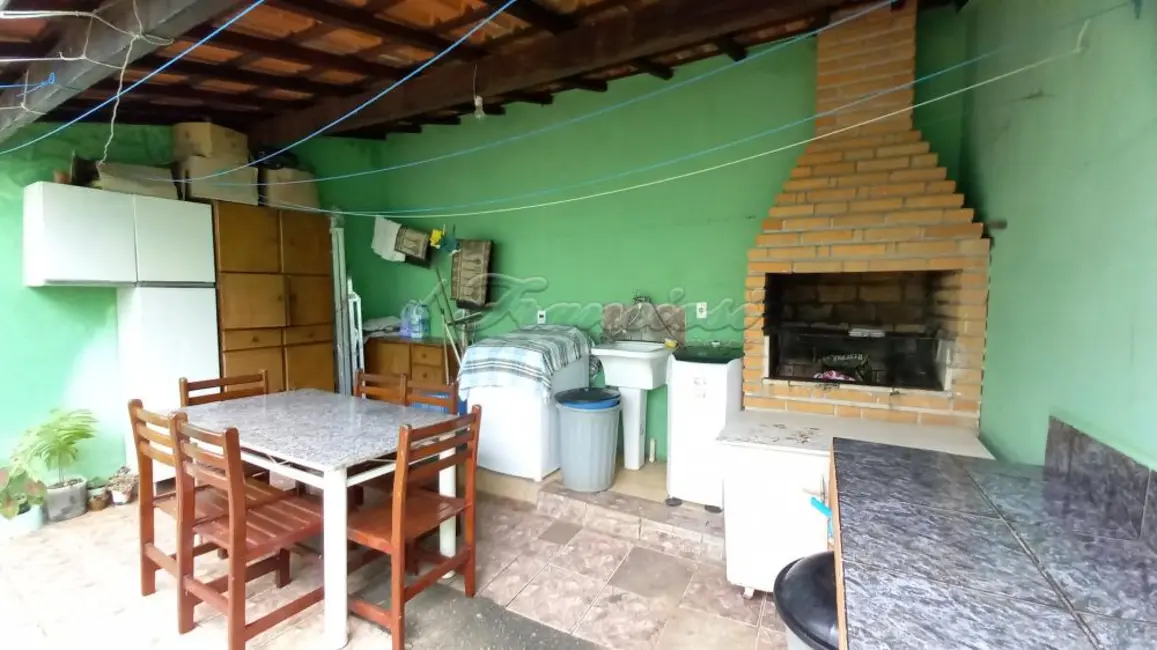 Casa com 2 quartos à venda, 150m2 em Jardim Brasil, Itapetininga - SP - imagem 8 Foto 8 de Casa com 2 quartos à venda, 150m2 em Jardim Brasil, Itapetininga - SP