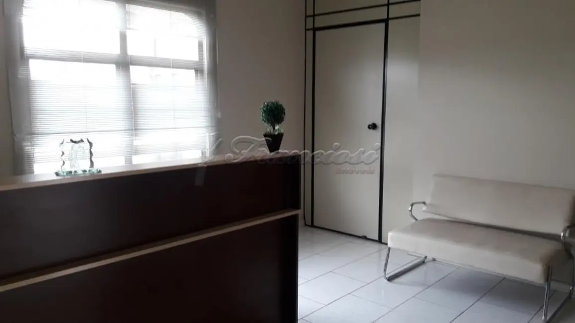 Foto 1 de Casa com 3 quartos à venda, 353m2 em Centro, Itapetininga - SP