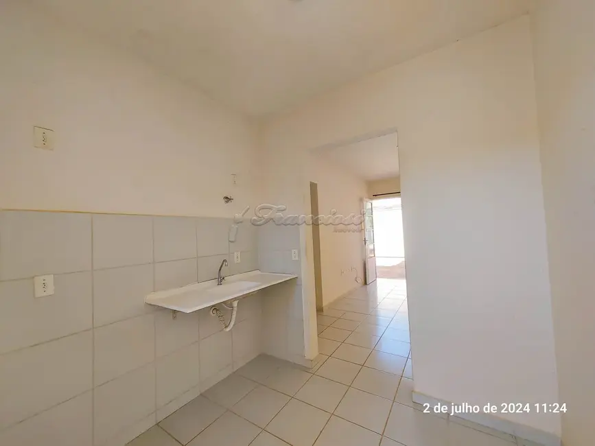 Casa com 2 quartos para alugar, 53m2 em Itapetininga - SP - imagem 7 Foto 7 de Casa com 2 quartos para alugar, 53m2 em Itapetininga - SP