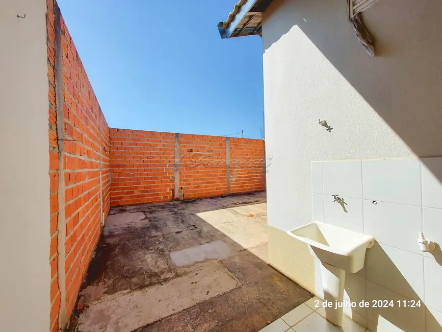 Casa com 2 quartos para alugar, 53m2 em Itapetininga - SP - imagem 8 Foto 8 de Casa com 2 quartos para alugar, 53m2 em Itapetininga - SP