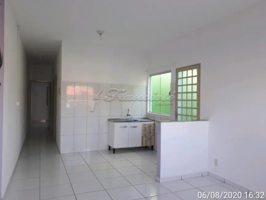 Casa de Condomínio com 2 quartos à venda, 168m2 em Vila Belo Horizonte, Itapetininga - SP - imagem 1 Foto 1 de Casa de Condomínio com 2 quartos à venda, 168m2 em Vila Belo Horizonte, Itapetininga - SP