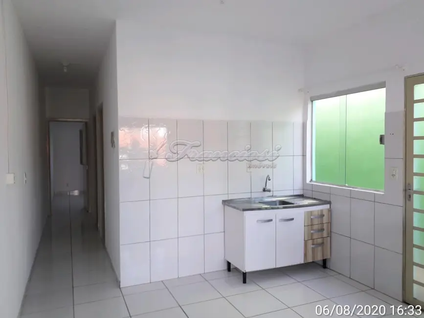 Casa de Condomínio com 2 quartos à venda, 168m2 em Vila Belo Horizonte, Itapetininga - SP - imagem 2 Foto 2 de Casa de Condomínio com 2 quartos à venda, 168m2 em Vila Belo Horizonte, Itapetininga - SP