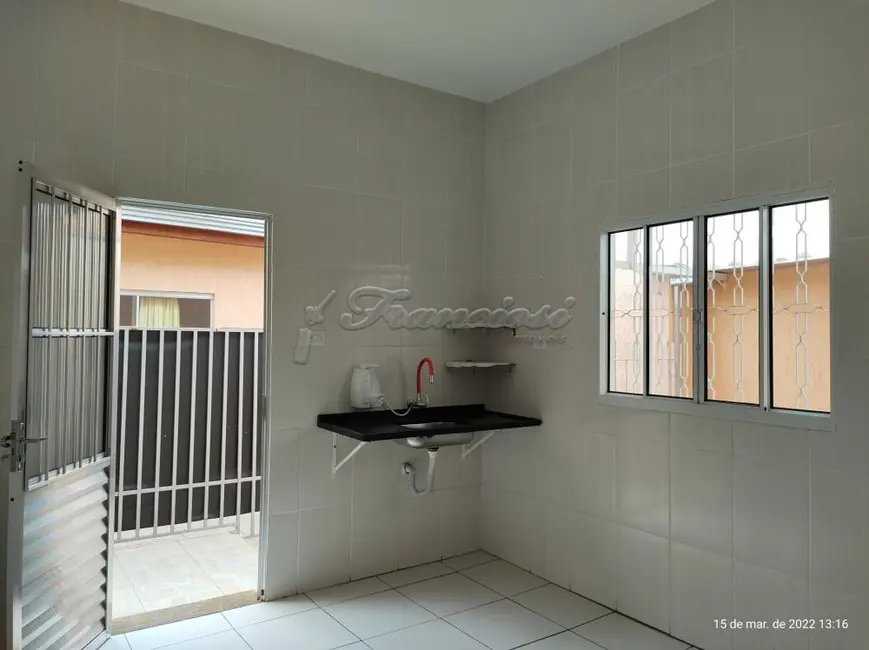 Casa com 2 quartos à venda, 126m2 em Centro, Itapetininga - SP - imagem 8 Foto 8 de Casa com 2 quartos à venda, 126m2 em Centro, Itapetininga - SP