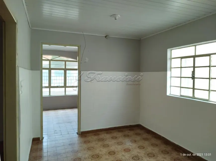 Casa com 3 quartos à venda, 200m2 em Vila Santa Isabel, Itapetininga - SP - imagem 8 Foto 8 de Casa com 3 quartos à venda, 200m2 em Vila Santa Isabel, Itapetininga - SP